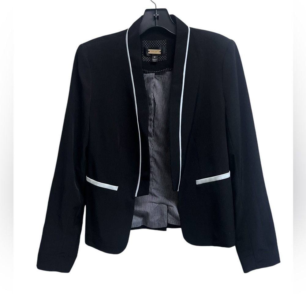 GREYLIN Women’s Black White Trim Blazer - Size Medium